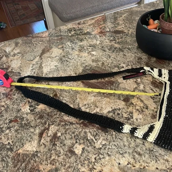 No Boundries Black and Cream crochet Patterned Women's Bag. New with tag. - Picture 7 of 10